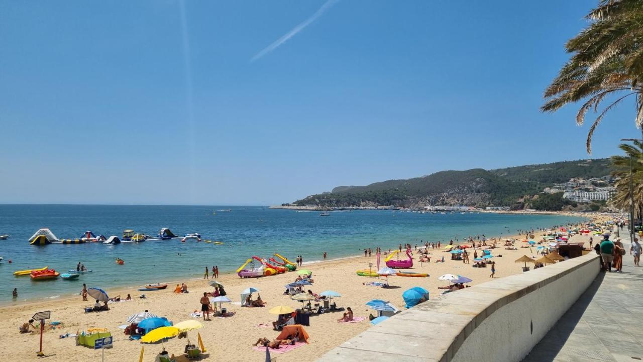 Sesimbra Sun&Sea - Beachfront Apartment! Esterno foto
